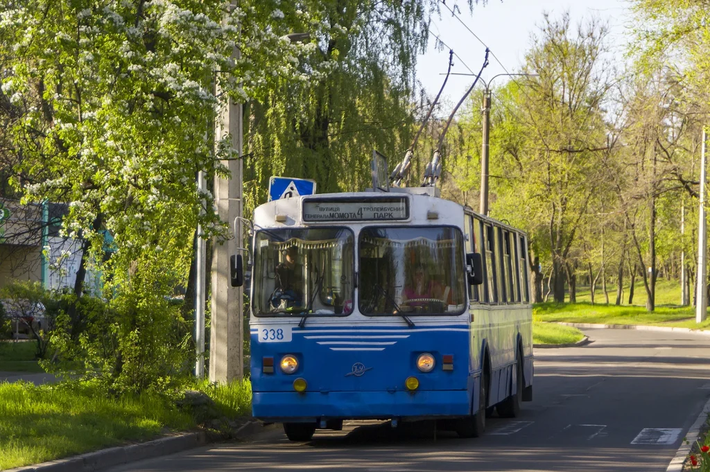 4-trolejbus-cherkasy